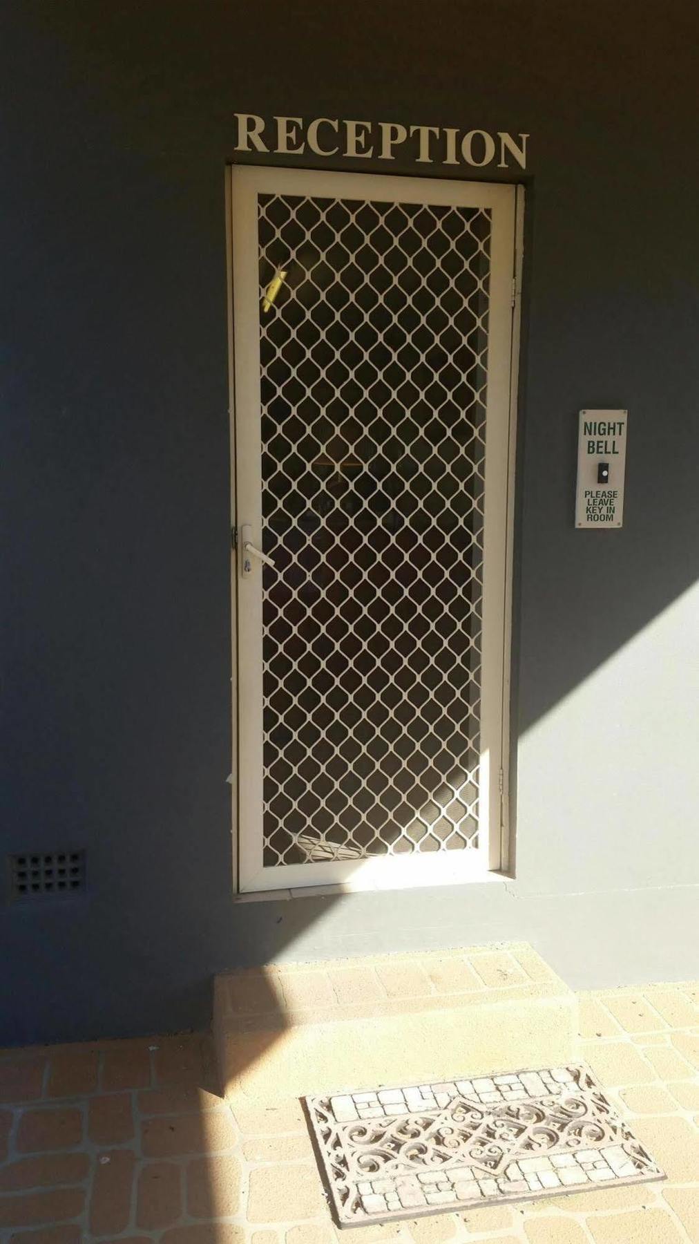 Ardeanal Motel West Wyalong Extérieur photo